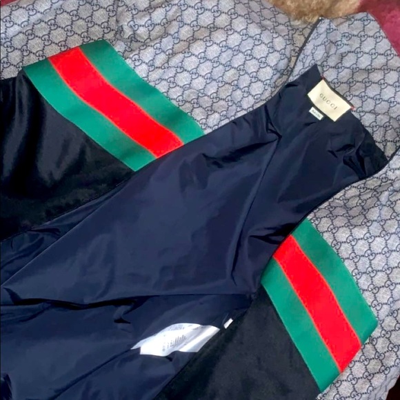 Men’s Gucci Suit - Picture 1 of 9